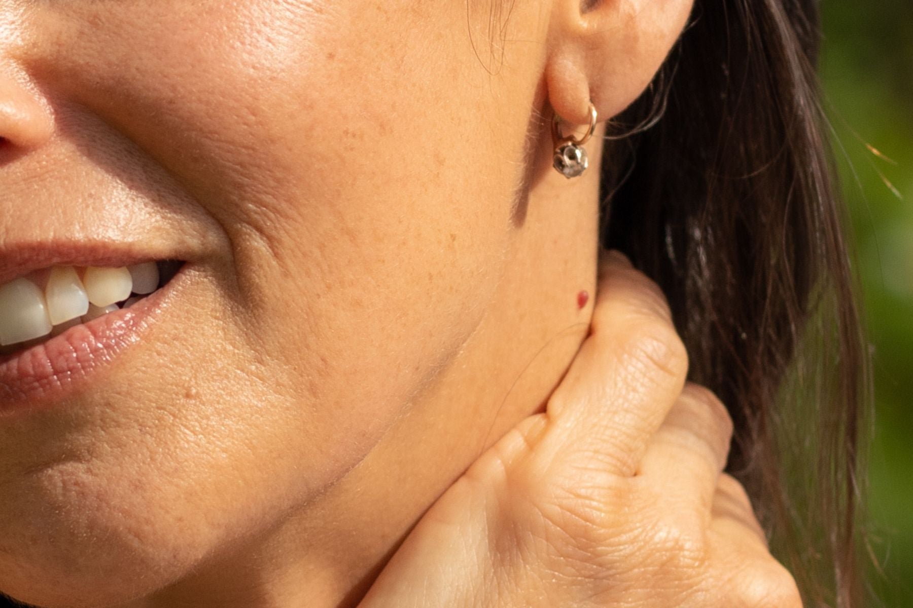 How to Get Glowing Skin: 5 Tips for a Brighter Complexion